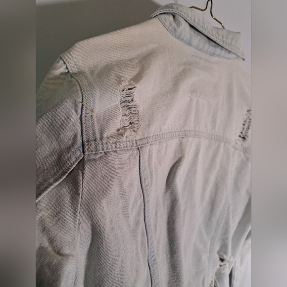 Ardenes XL distressed light blue denim jacket - Picture 5 of 6
